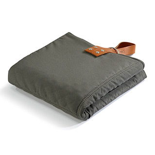 cosmo rejsetæppe travel blanket miacara pupenhagen pebble